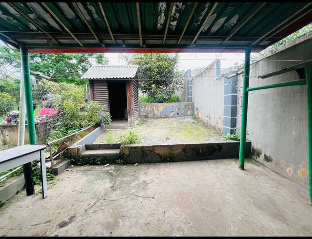 2 BEDROOM SEMI DETACHED FOR SALE IN NEWLANDS EAST
